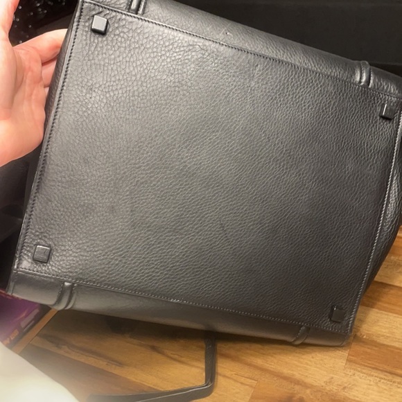 Celine Medium Phantom Luggage Tote in black supple calfskin leather - Picture 7 of 7